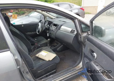 2010 Nissan Versa 1.8S z USA, uszkodzony, nr VIN 3N1BC1CP4AL377419